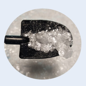 Oily flakes boric acid 99 / 50%